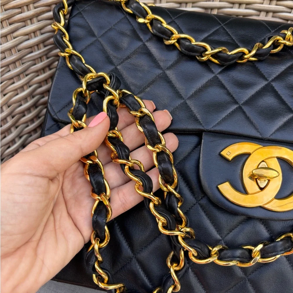 Authentic CHANEL JUMBO XL black lambskin single flap classic bag 24k gold - Picture 11 of 16
